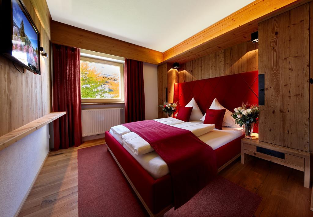 Minglers Sportalm - Das Gourmet- Und Geniesserhotel Kirchberg in Tirol Luaran gambar